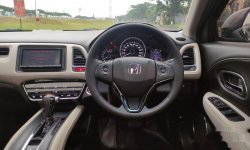 Jual cepat Honda HR-V Prestige 2015 di Banten 4