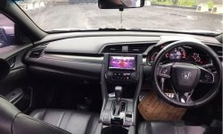 DKI Jakarta, Honda Civic 2018 kondisi terawat 9