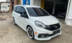 Honda Mobilio RS CVT 2016 3