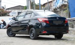 Toyota Limo 1.5 Manual 2015 1