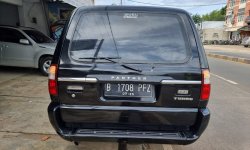 Isuzu Panther LS 2010 Hitam Manual 5