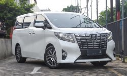Toyota Alphard 2.5 G A/T 2017 5