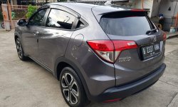 Honda New HRV 1.5 E CVT Special Edition 2019 abu abu 4