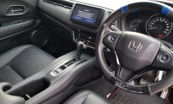 Honda New HRV 1.5 E CVT Special Edition 2019 abu abu 6