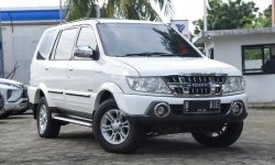 Isuzu Panther GRAND TOURING 2014 5