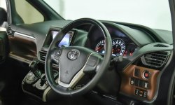Toyota Voxy CVT 2018 MPV 4