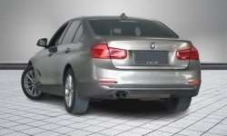 BMW 3 Series 320i Sport 2016 Sedan 4