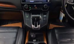 Jawa Timur, Honda CR-V Prestige 2018 kondisi terawat 10