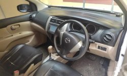 Mobil Nissan Grand Livina 2016 SV terbaik di DKI Jakarta 6