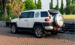 Jual Toyota FJ Cruiser 2015 harga murah di Jawa Timur 11