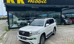 Jual Toyota Land Cruiser VX-R 2018 harga murah di Jawa Timur 15