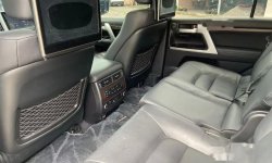Jual Toyota Land Cruiser VX-R 2018 harga murah di Jawa Timur 4