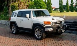Jual Toyota FJ Cruiser 2015 harga murah di Jawa Timur 5