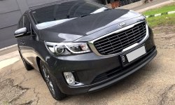 Kia Grand Sedona Ultimate AT 2017 Abu-abu 3
