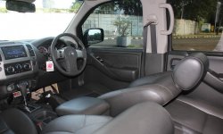 Nissan Navara 2.5 Double Cabin AT 2014 Putih 6