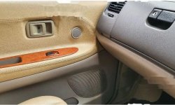 DKI Jakarta, Toyota Kijang Krista 2003 kondisi terawat 7