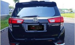 Jual Toyota Venturer 2021 harga murah di Banten 3