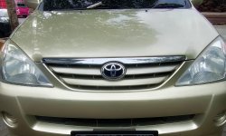 Toyota Avanza 1.3E MT 2005 1