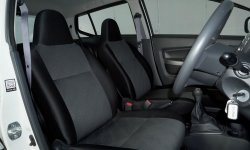 Daihatsu Ayla 1.0 X MT 2021 Putih 9