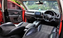 Honda HR-V 1.5L E CVT 2018 Merah 4