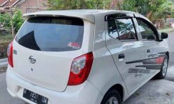 Mobil Daihatsu Ayla 2014 M terbaik di Jawa Timur 5