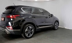 Hyundai Santa Fe 2.2L CRDi XG 2018 Hitam 7
