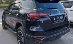 PROMO Toyota Fortuner VRZ Tahun 2021 Hitam 2