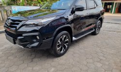 Toyota Fortuner 2.4 VRZ AT DIESEL 2019 3
