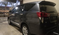 Toyota innova 2.0 G at 2017 metic 3