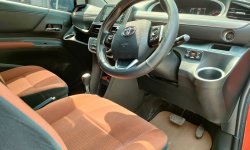 Toyota Sienta Q 1.5 A/T 2016 4
