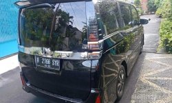 Jual cepat Toyota Voxy 2018 di Jawa Barat 6