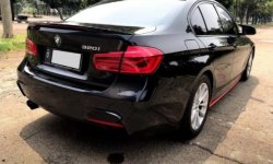 BMW 320i Sport AT Hitam 2017 5