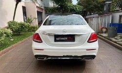 Mobil Mercedes-Benz AMG 2017 terbaik di DKI Jakarta 2