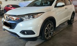 Honda HRV E AT ( Matic ) 2019 Putih Km 32rban Siap pakai 3