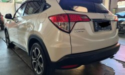 Honda HRV E AT ( Matic ) 2019 Putih Km 32rban Siap pakai 4