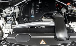 Banten, BMW X5 2015 kondisi terawat 5