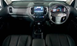 Chevrolet Trailblazer 2.5L LTZ 2017 Abu-abu 9