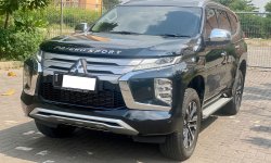 Mitsubishi Pajero Sport Dakar AT Hitam 2021 3