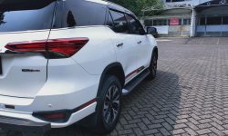 Toyota Fortuner 2.4 VRZ AT 2019 8