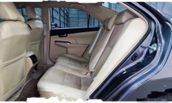 DKI Jakarta, Toyota Camry V 2017 kondisi terawat 4