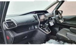 Jawa Barat, Nissan Serena Highway Star 2019 kondisi terawat 3