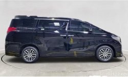 Toyota Alphard 2017 Jawa Barat dijual dengan harga termurah 8