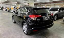 DKI Jakarta, Honda HR-V S 2021 kondisi terawat 18