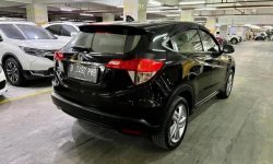DKI Jakarta, Honda HR-V S 2021 kondisi terawat 17