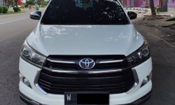 Toyota Kijang Innova Venturer AT 1