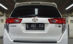 PROMO Toyota Kijang Innova 2.4G 2016 Putih 4