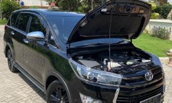 Toyota Kijang Innova 2.5 Diesel NA 2019 Hitam 3