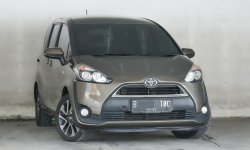 Toyota Sienta V CVT 2017 Coklat Siap Pakai Murah Bergaransi DP 20Juta 1