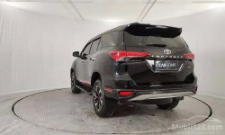 Mobil Toyota Fortuner 2019 VRZ dijual, DKI Jakarta 4