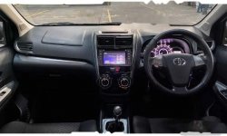 Jawa Barat, Toyota Avanza Veloz 2017 kondisi terawat 4